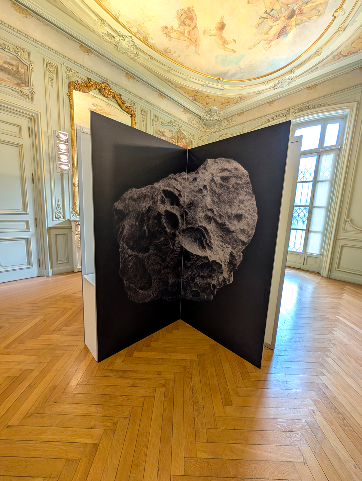 Panneaux adhésivés - exposition